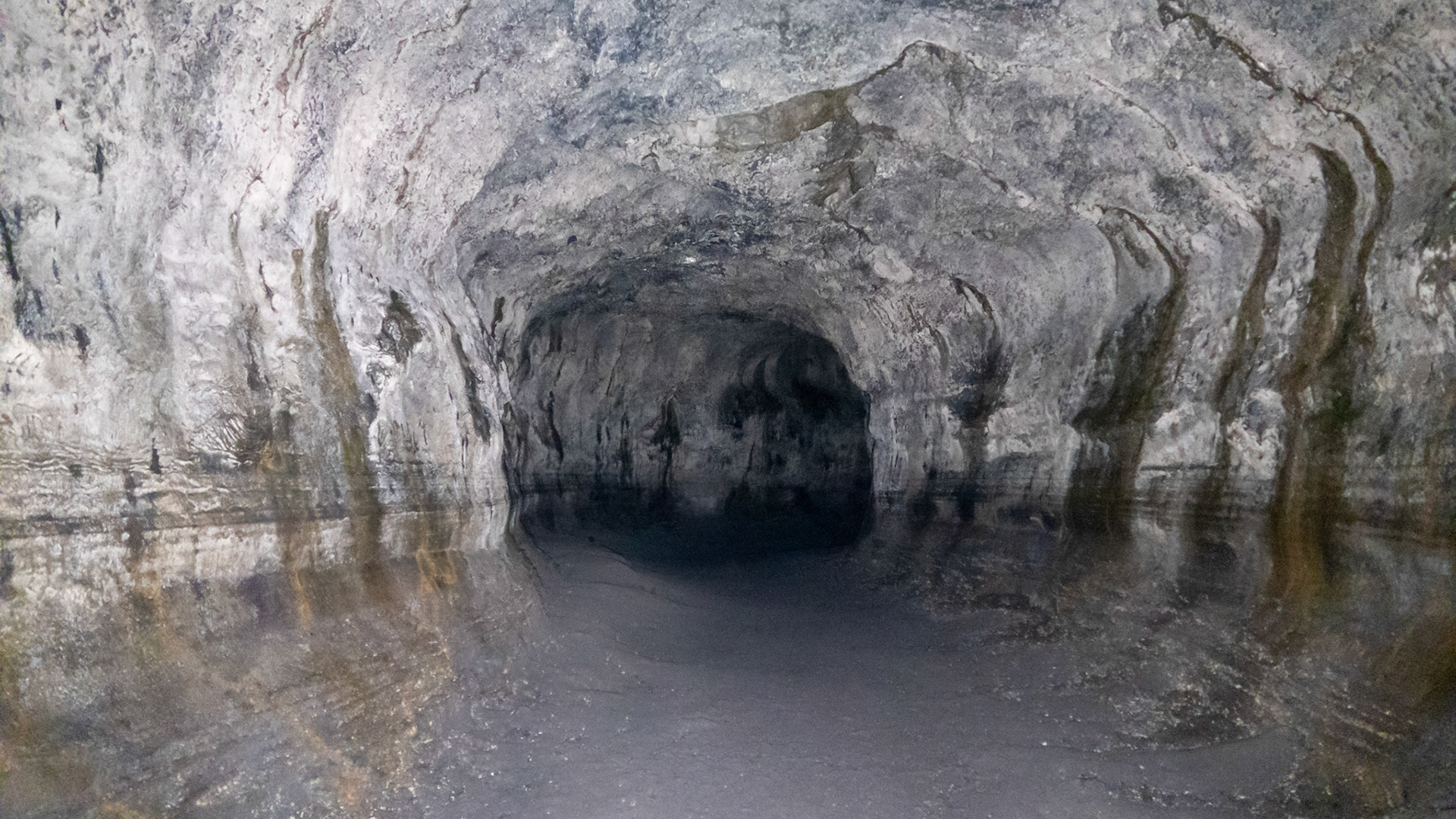 Ape Cave