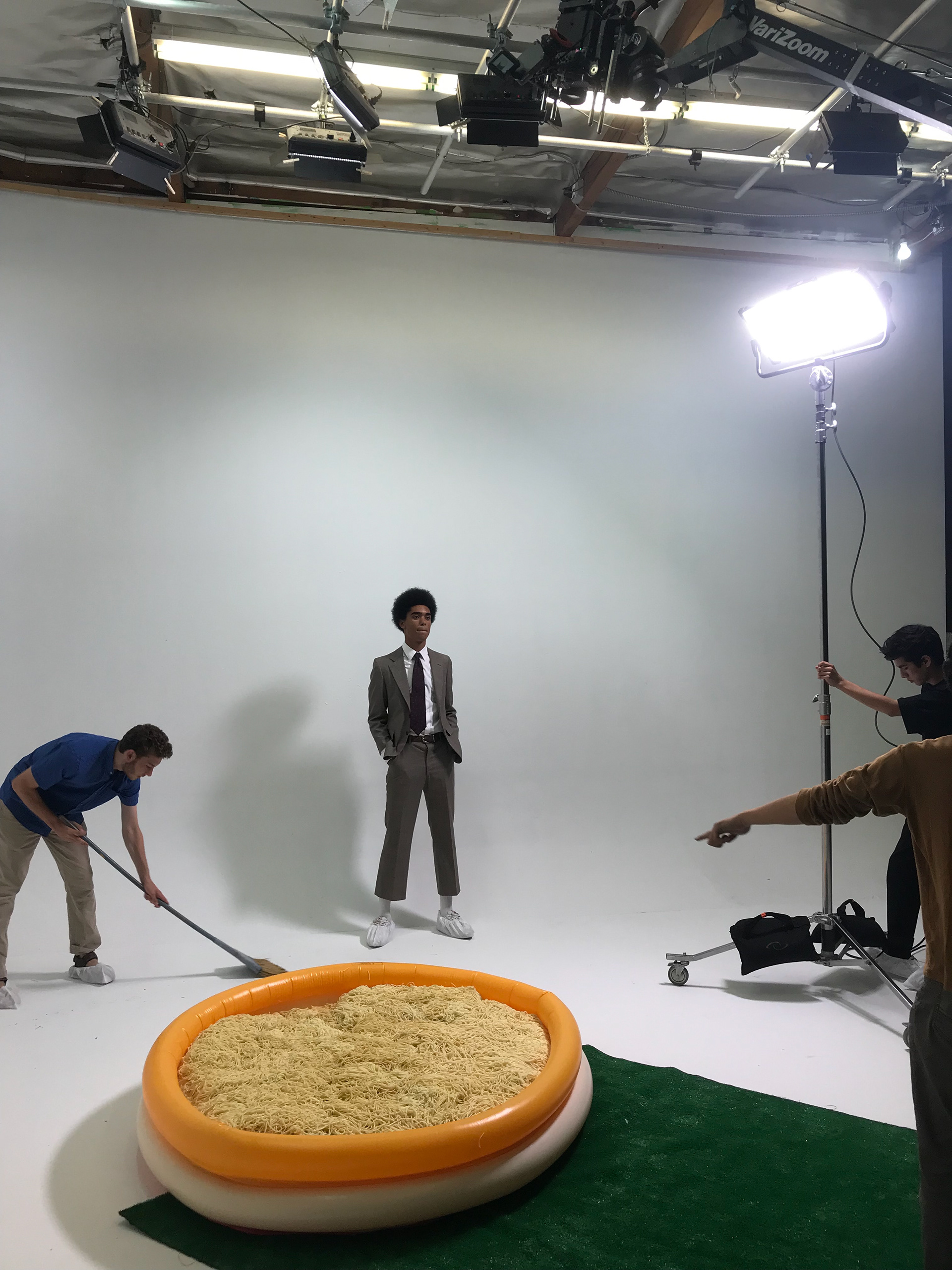 Actor Jens Astrup(Robert) on the set of Star Juice