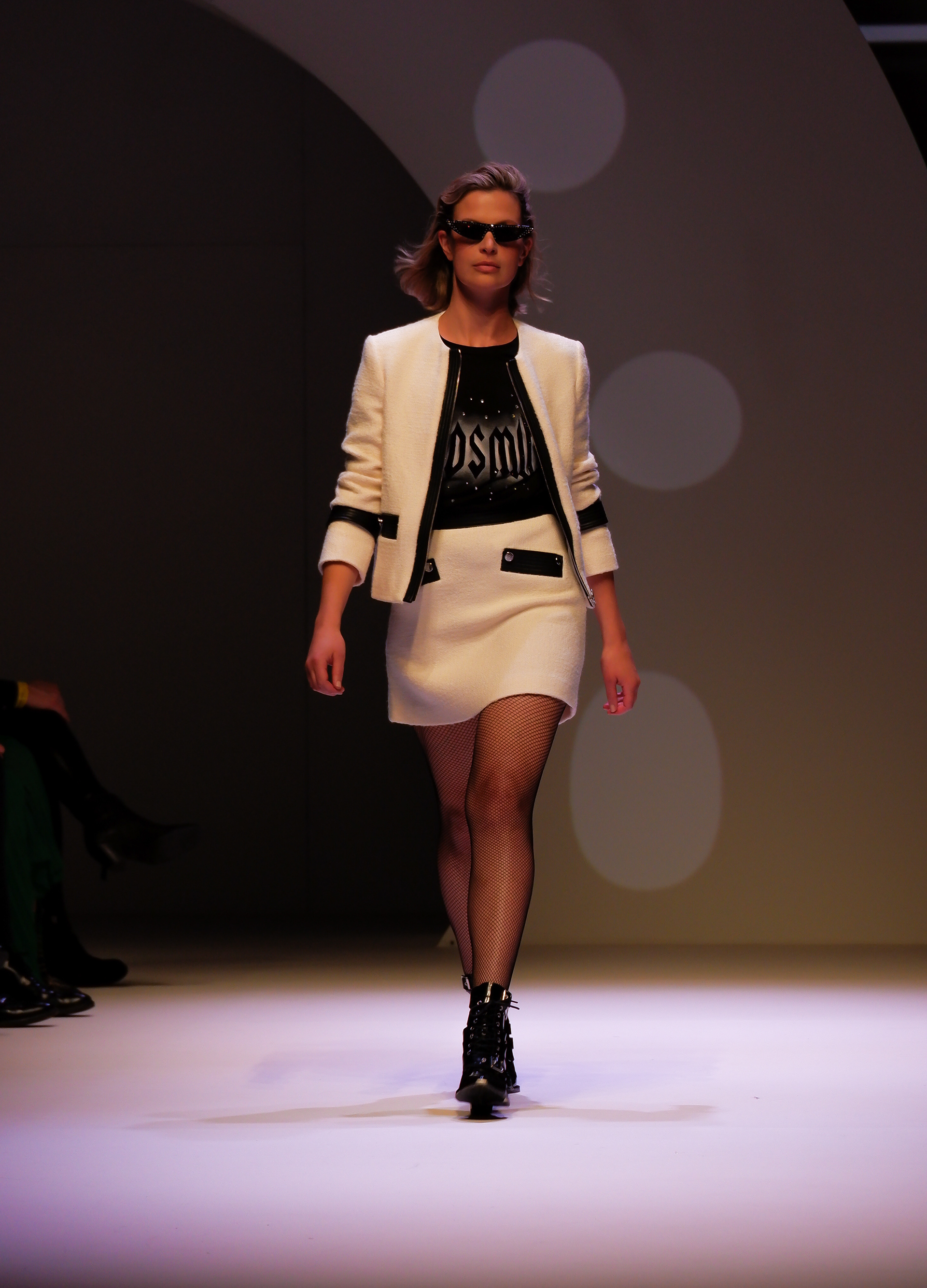 Runway 5