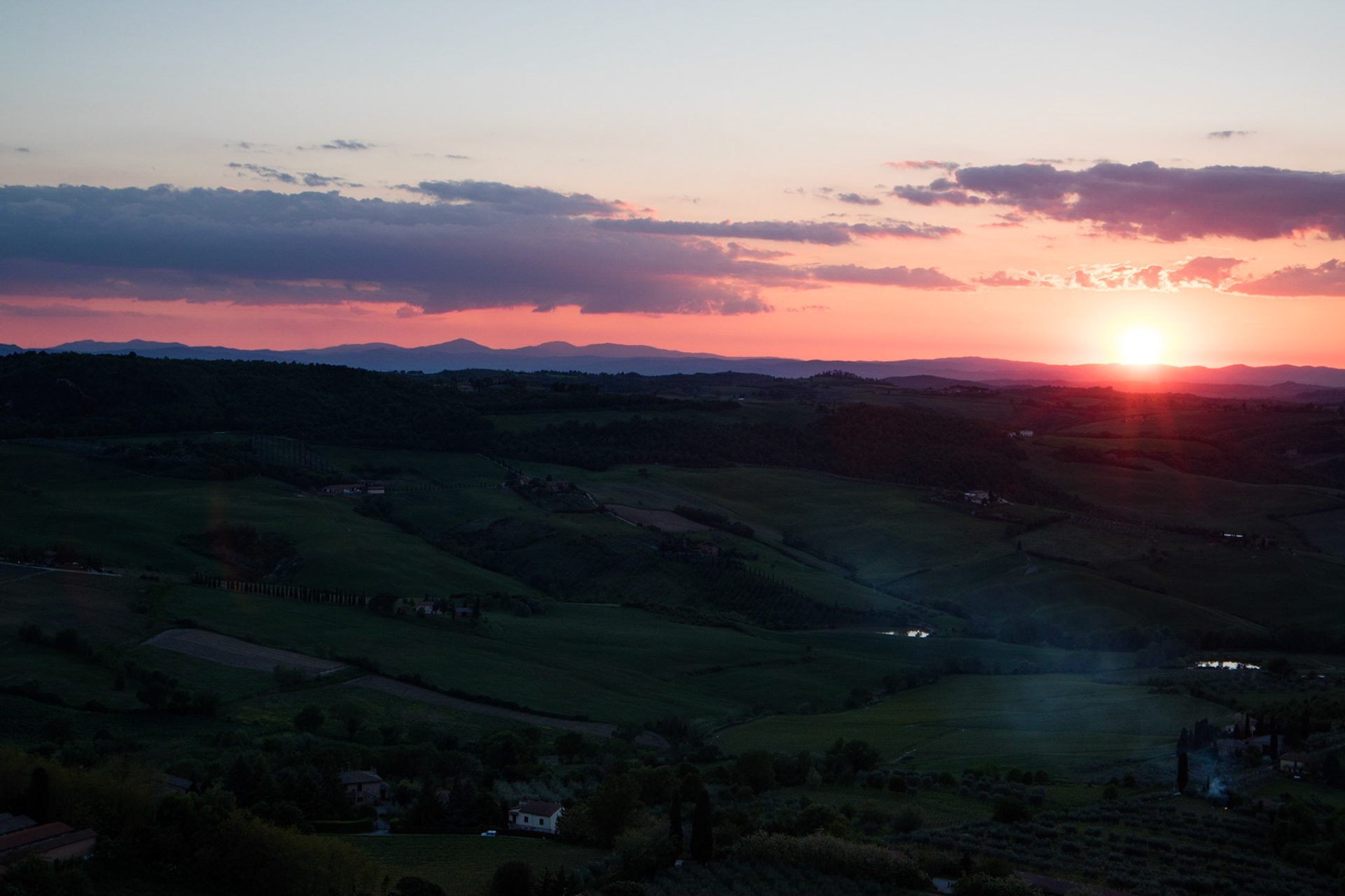 Sunset view from E Lucevan Le Stelle