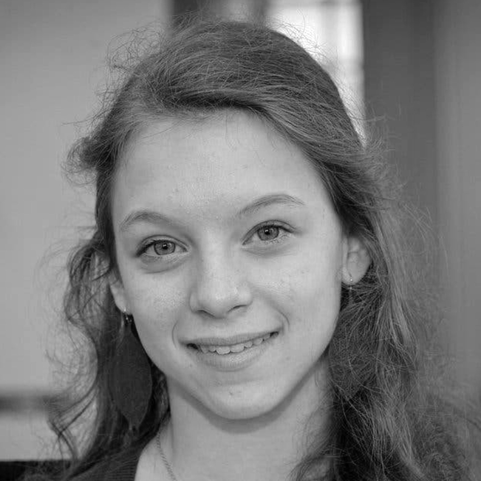 Julia Bluhm is on a quest to promote body positivity one magazine cover at a time and at 14, she successfully convinced the editor-in-chief of Seventeen to feature images of real girls and healthy models without Photoshopping