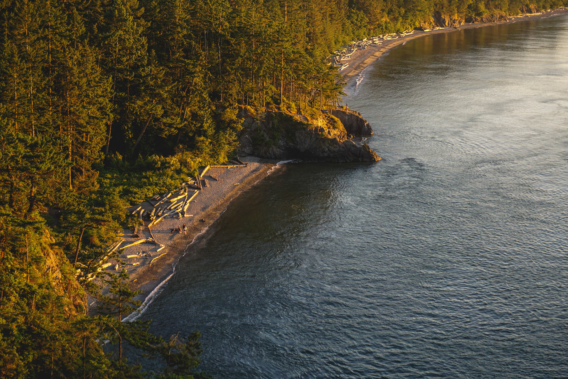 Views from the bridge to Deception Pass State Park, 2018