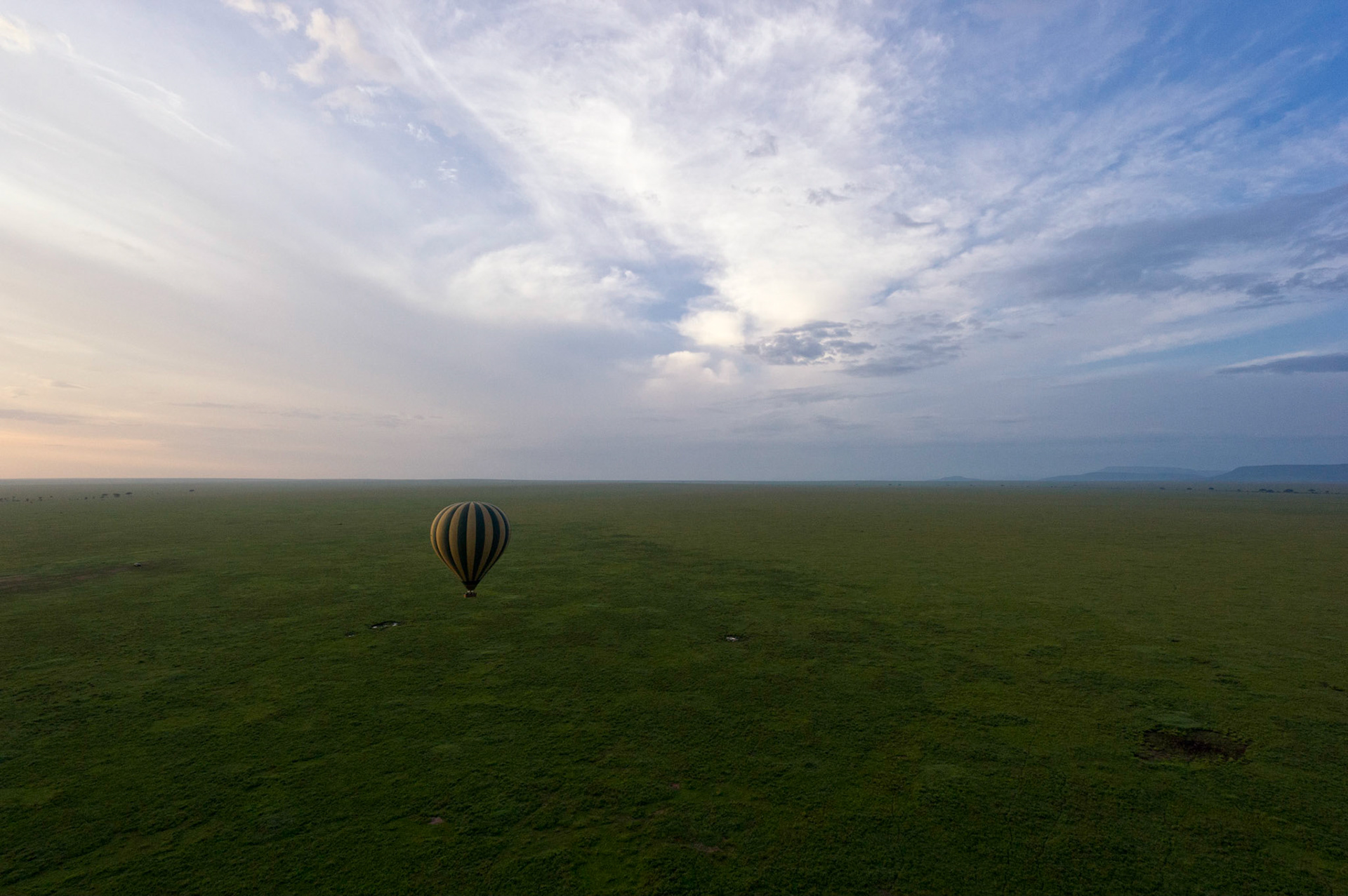Balloon over the Serengeti - Serengeti National Park, Tanzania