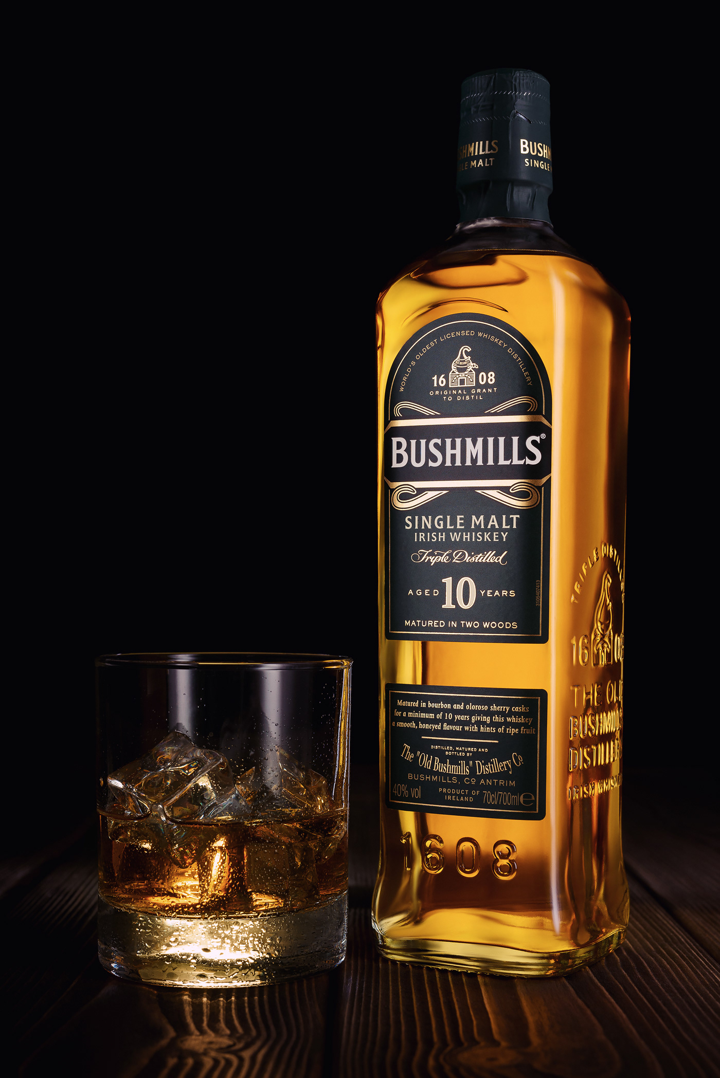 Commercial Photography Advertising Products Photo A Bottle Of Bushmills Whiskey