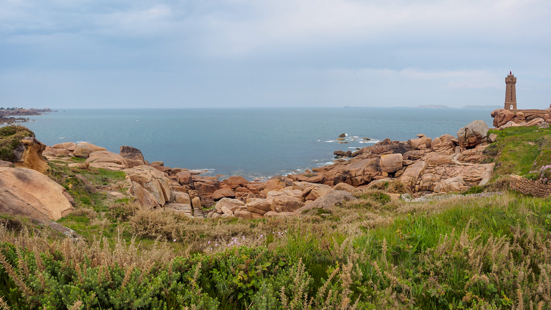 Light House Mean Ruz III