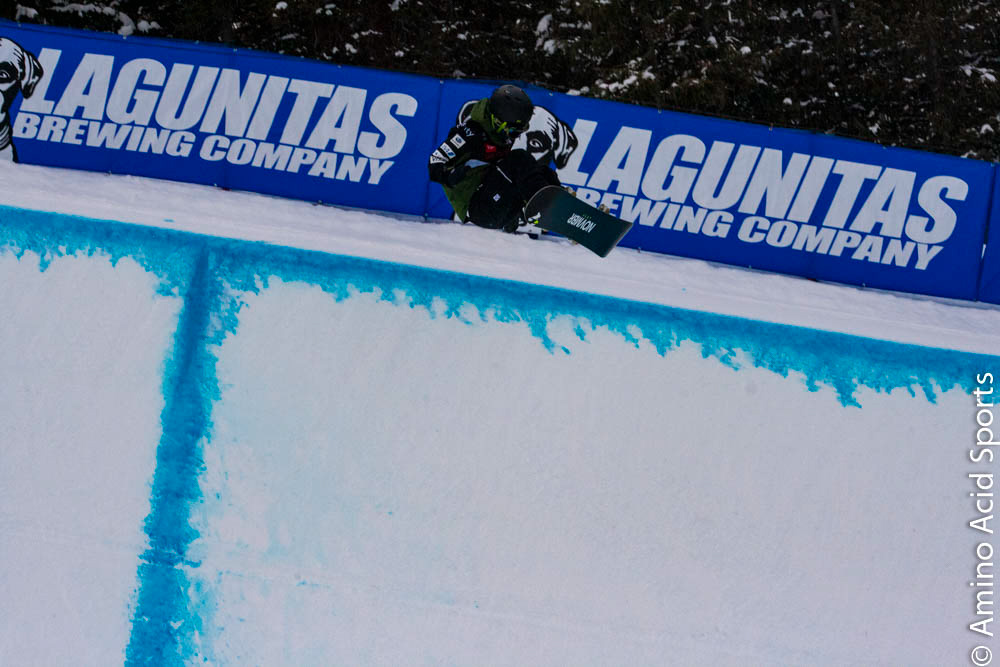Ikko ANAI (JAPAN) reaches his nose grab into a 1080*