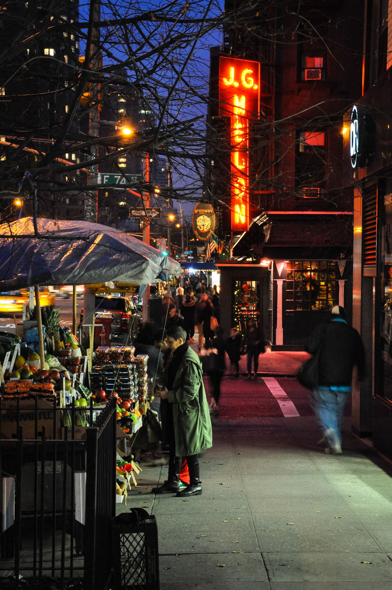 It's a glove free December night