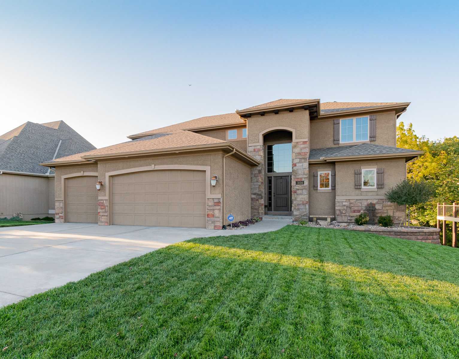 Jacqueline Brainard REAL ESTATE