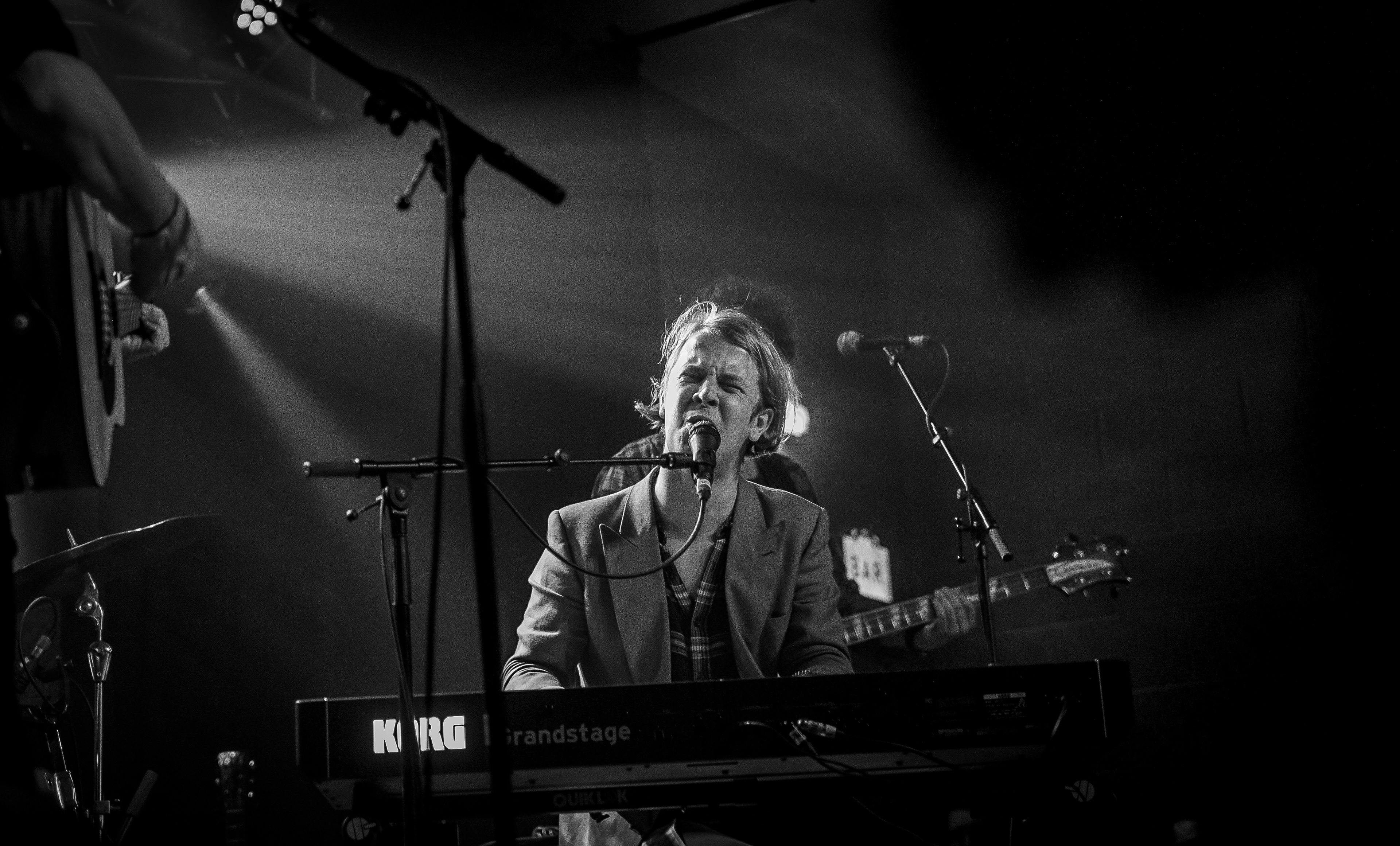 Live Music Photography - Tom Odell
